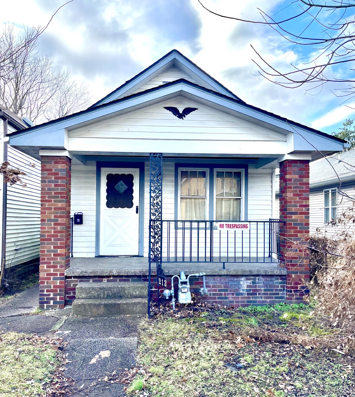 213 East Oregon Street